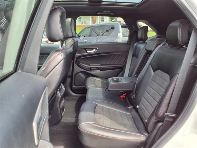 used 2022 Ford Edge car, priced at $31,900