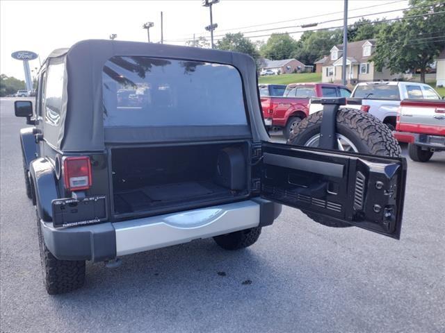 used 2009 Jeep Wrangler Unlimited car, priced at $18,900