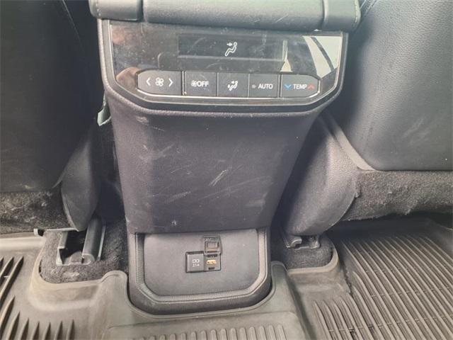 used 2021 Toyota Highlander car, priced at $29,900