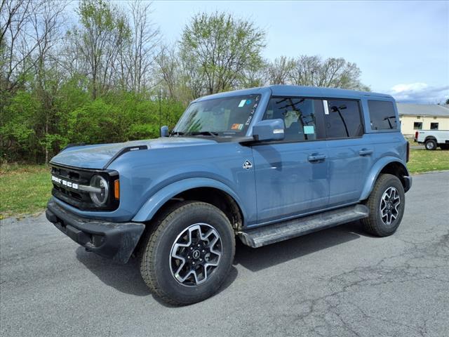 new 2025 Ford Bronco car, priced at $54,338