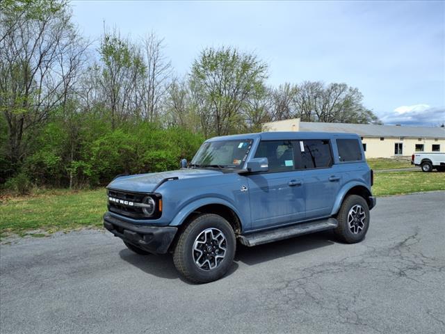 new 2025 Ford Bronco car, priced at $54,338