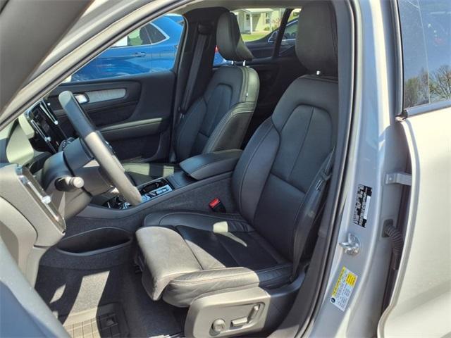 used 2023 Volvo XC40 car, priced at $31,900
