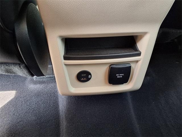 used 2022 Ford Edge car, priced at $30,900