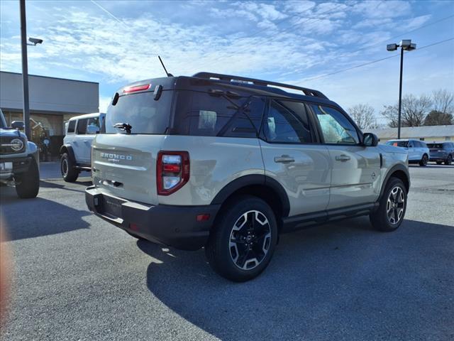 new 2024 Ford Bronco Sport car, priced at $36,983