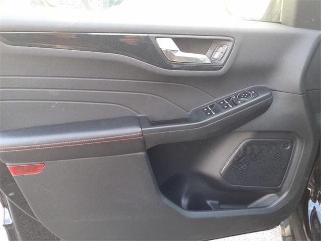 used 2023 Ford Escape car, priced at $28,900