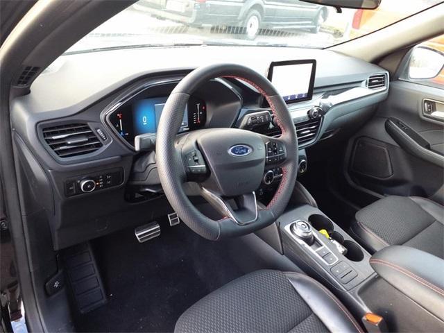 used 2023 Ford Escape car, priced at $28,900