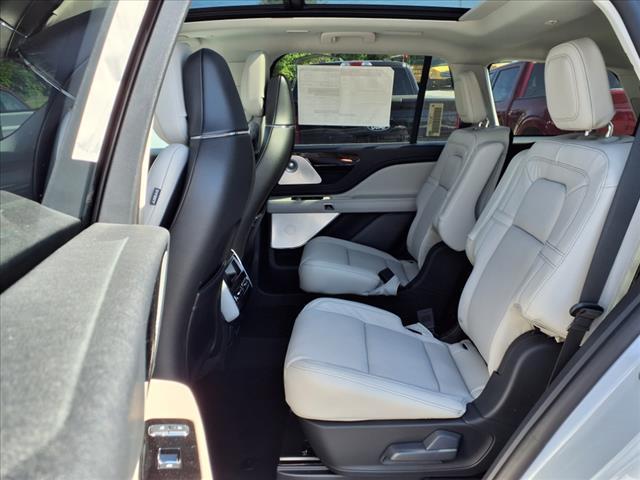 new 2025 Lincoln Aviator car, priced at $72,831