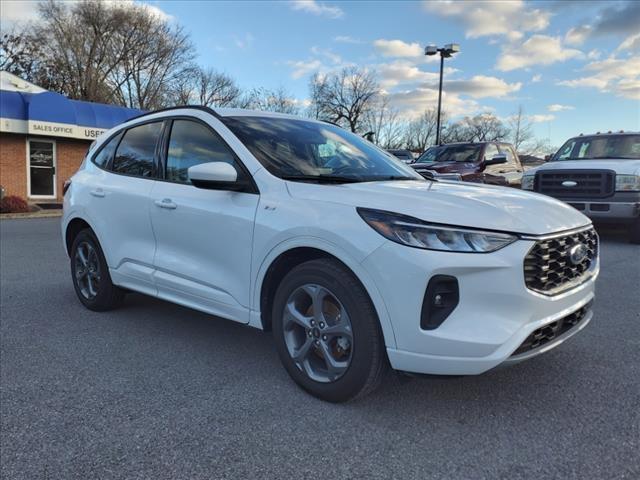 used 2023 Ford Escape car, priced at $27,900