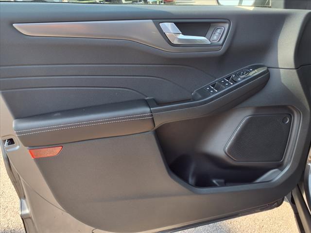 new 2025 Ford Escape car, priced at $34,685