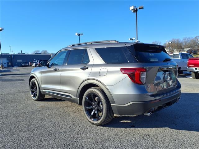 used 2024 Ford Explorer car, priced at $38,900