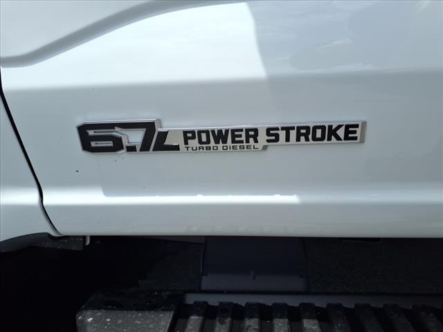 new 2025 Ford F-350 car, priced at $67,839
