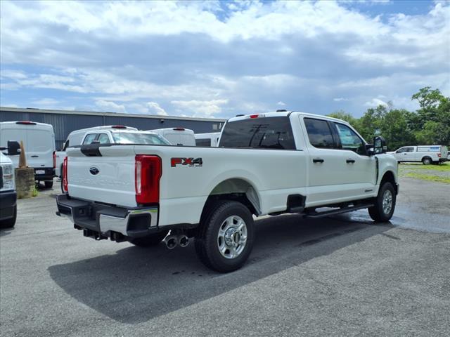 new 2025 Ford F-350 car, priced at $67,839
