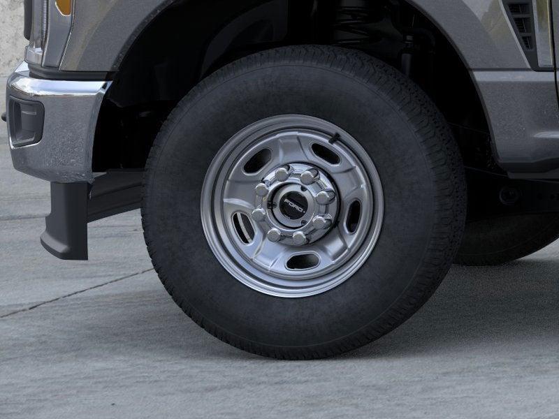 new 2025 Ford F-250 car, priced at $65,053