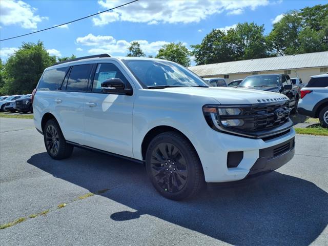 new 2025 Ford Expedition car, priced at $78,300