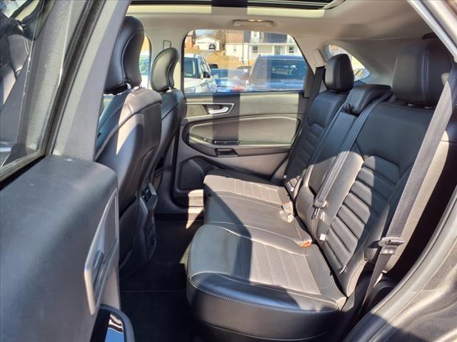 used 2015 Ford Edge car, priced at $14,900