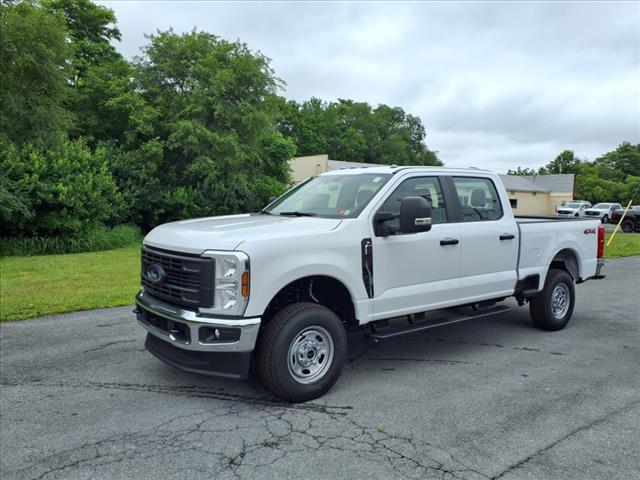 new 2025 Ford F-250 car, priced at $51,620