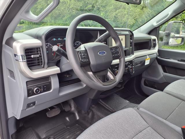 new 2025 Ford F-250 car, priced at $51,620