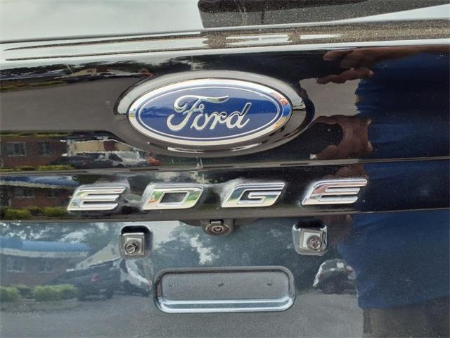 used 2022 Ford Edge car, priced at $30,900