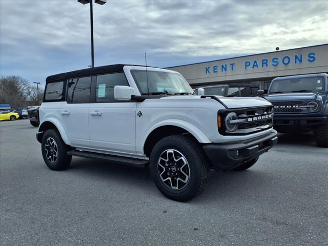 new 2024 Ford Bronco car, priced at $44,733