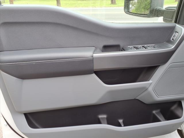 new 2025 Ford F-250 car, priced at $64,984