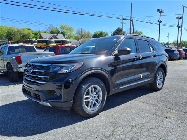 new 2025 Ford Explorer car, priced at $40,732