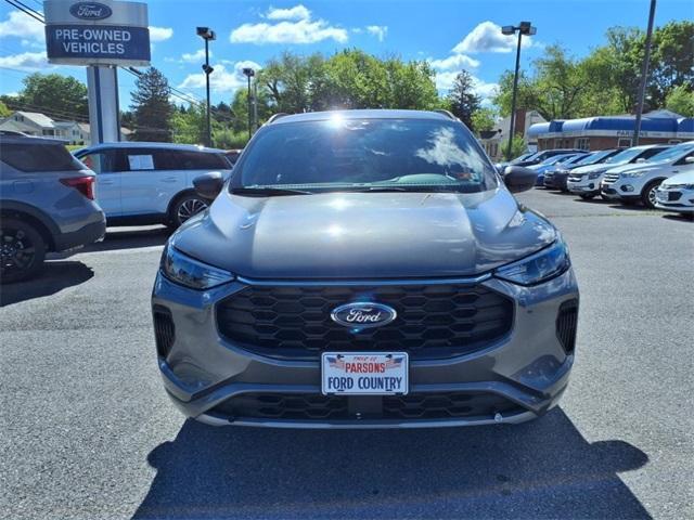 used 2023 Ford Escape car, priced at $25,900