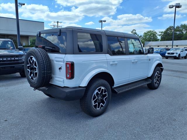 new 2025 Ford Bronco car, priced at $53,059