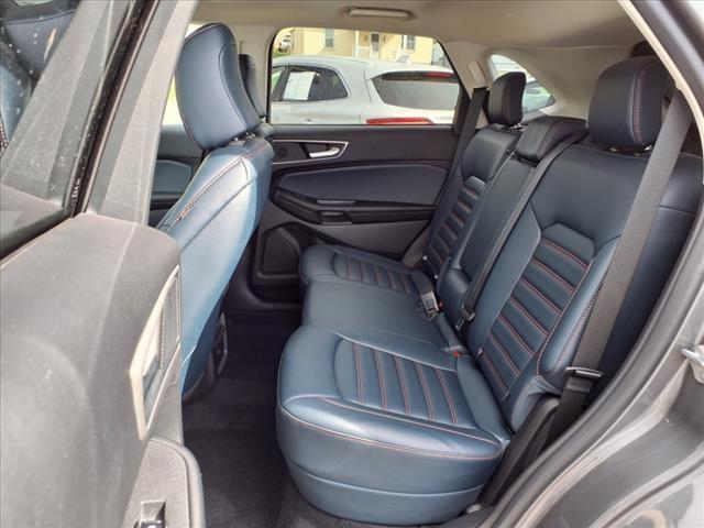 used 2024 Ford Edge car, priced at $32,900