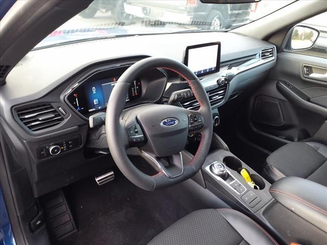 used 2023 Ford Escape car, priced at $27,900