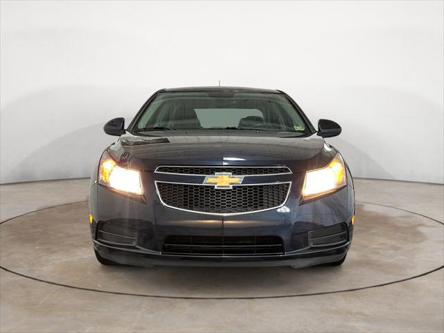 used 2014 Chevrolet Cruze car, priced at $8,500