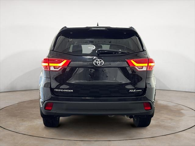 used 2019 Toyota Highlander car, priced at $27,500