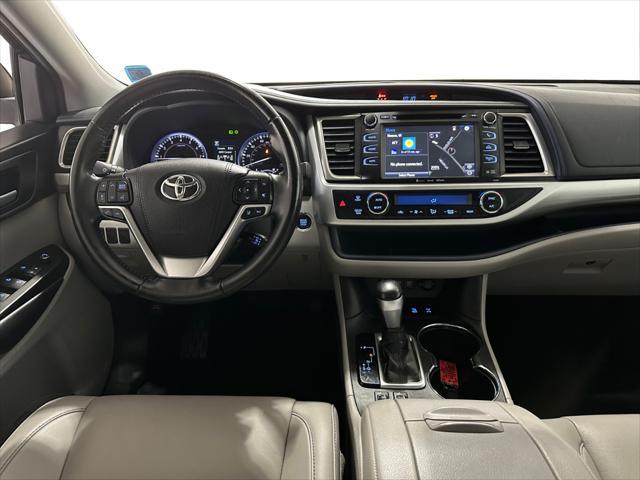 used 2019 Toyota Highlander car, priced at $27,500