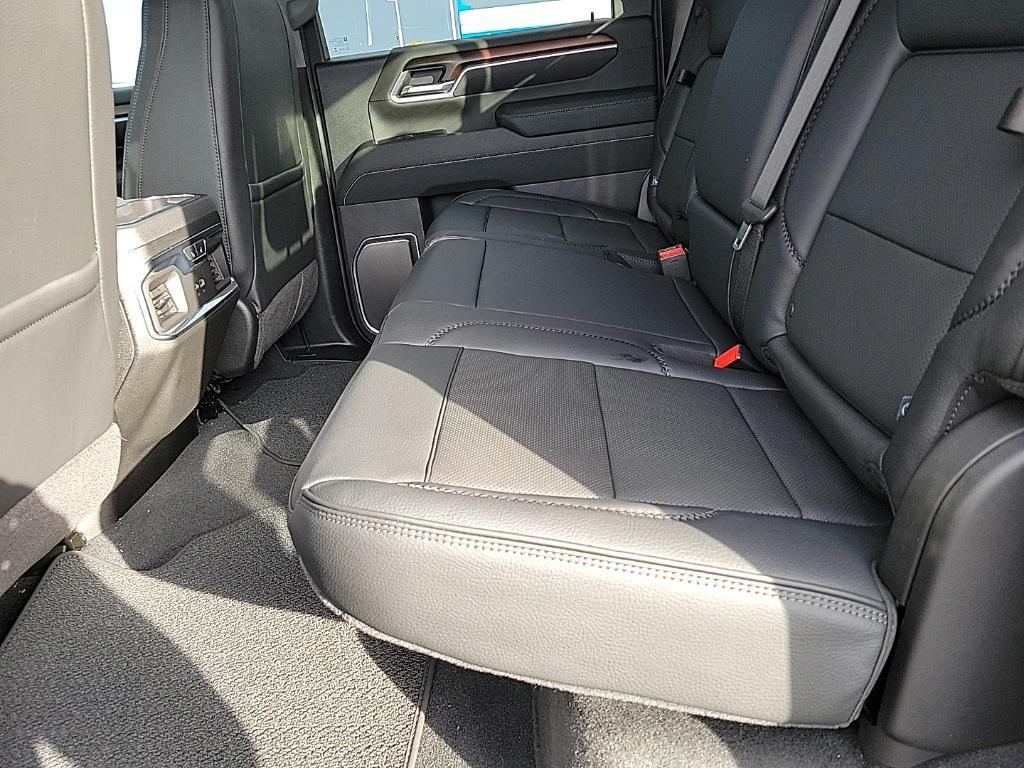 new 2026 GMC Sierra 2500 car, priced at $77,173