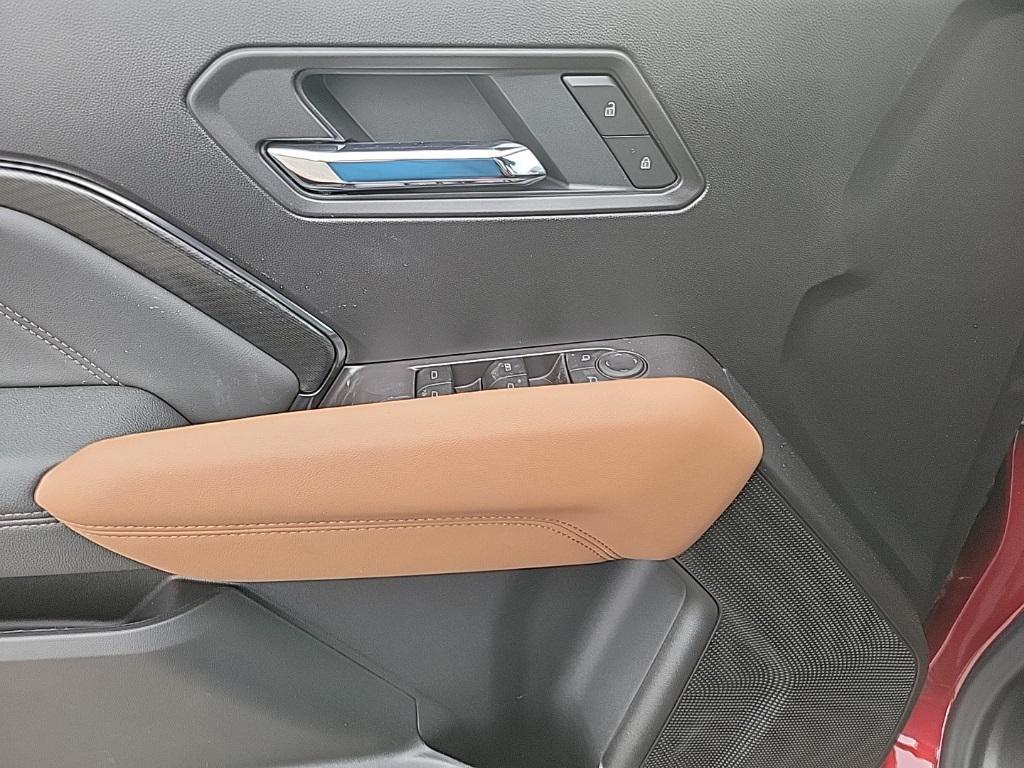 new 2025 GMC Canyon car, priced at $49,935