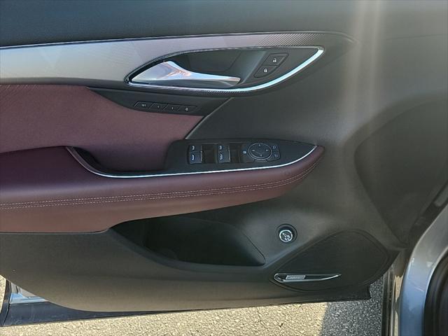 new 2025 Buick Envision car, priced at $38,435