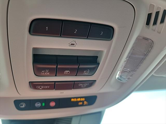 new 2025 Buick Envision car, priced at $38,435