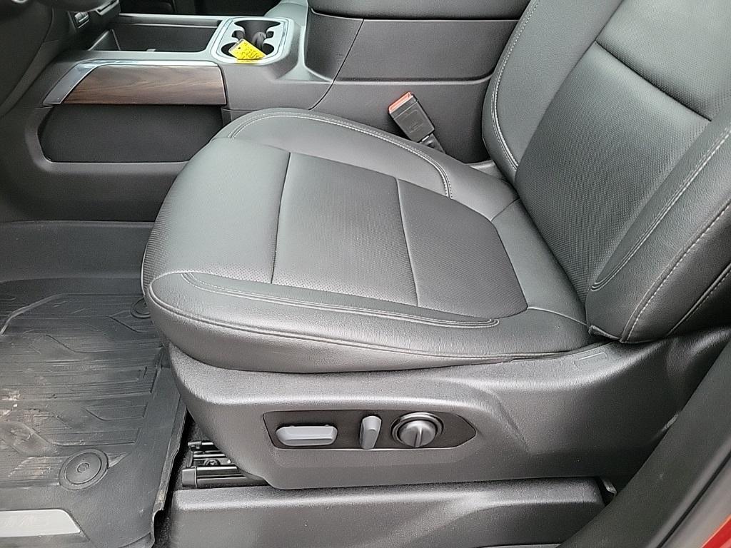 used 2022 GMC Sierra 1500 car, priced at $41,832