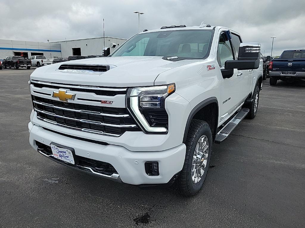 new 2025 Chevrolet Silverado 3500 car, priced at $83,051