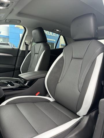 new 2025 Buick Envision car, priced at $41,835
