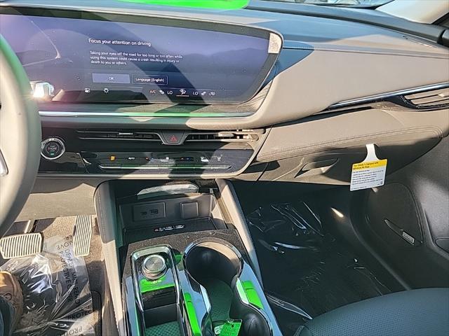 new 2025 Buick Envision car, priced at $38,955