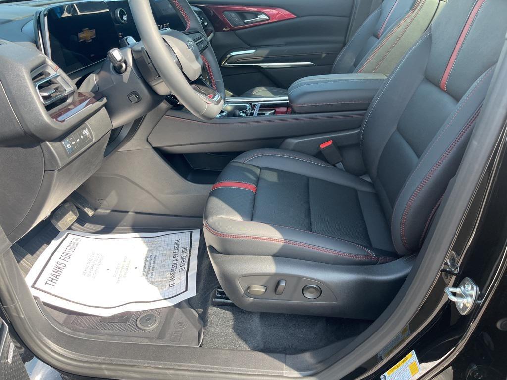 new 2026 Chevrolet Traverse car, priced at $62,274