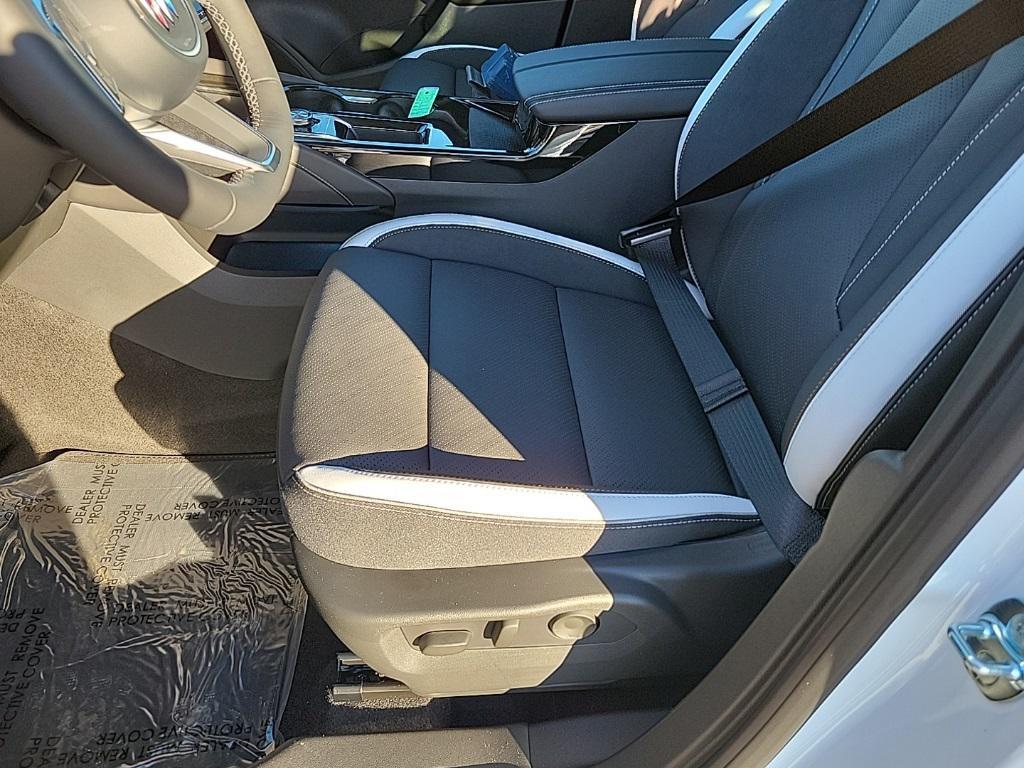 new 2025 Buick Envision car, priced at $40,740