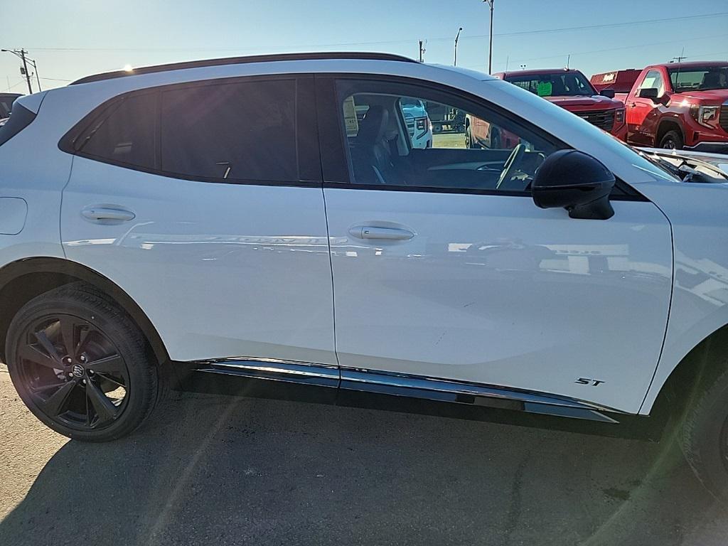 new 2025 Buick Envision car, priced at $40,740