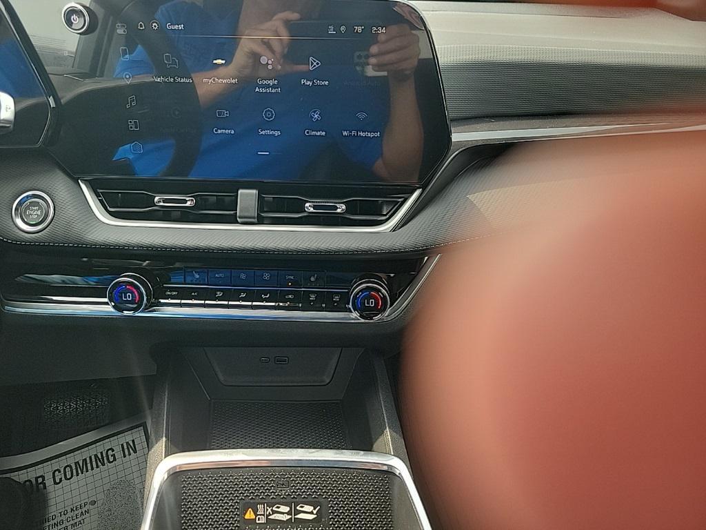 new 2026 Chevrolet Equinox car, priced at $35,465