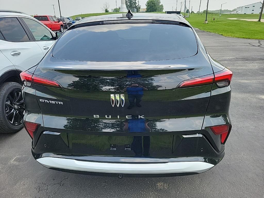 new 2025 Buick Envista car, priced at $29,770