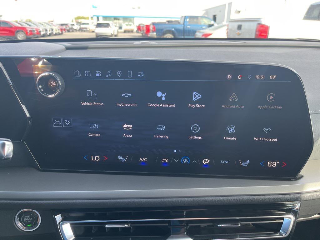 new 2025 Chevrolet Traverse car, priced at $44,480
