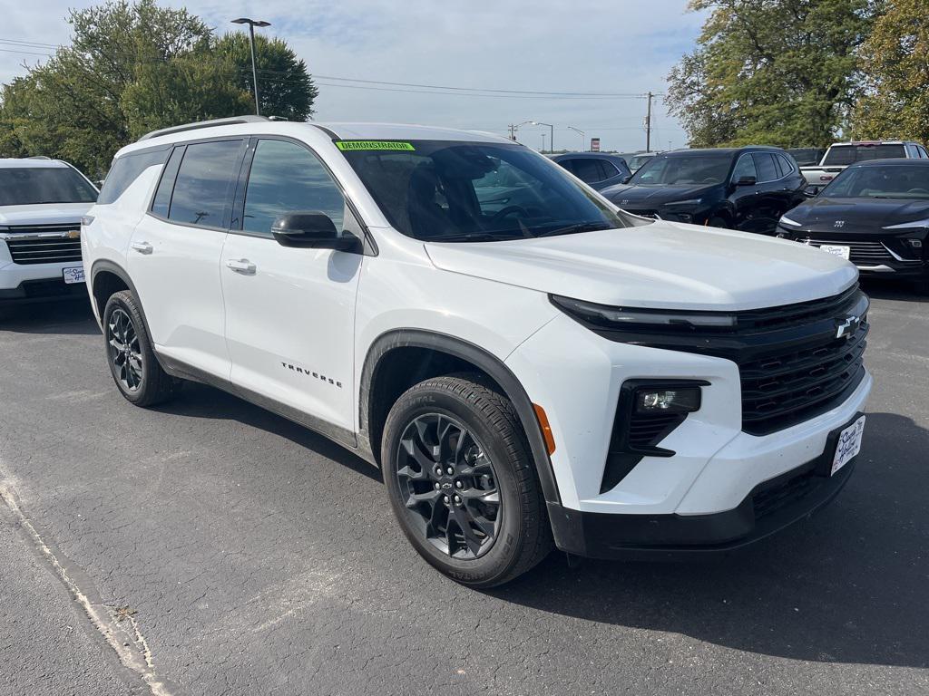new 2025 Chevrolet Traverse car, priced at $44,480