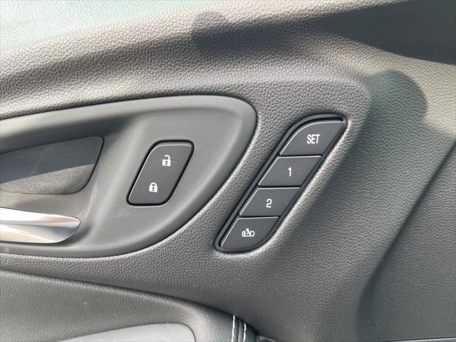 new 2025 Buick Encore GX car, priced at $35,975