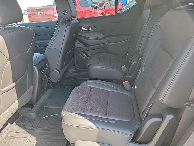 used 2022 Chevrolet Traverse car, priced at $31,992