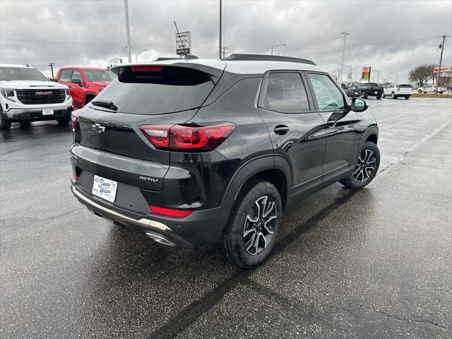 new 2025 Chevrolet TrailBlazer car, priced at $30,180